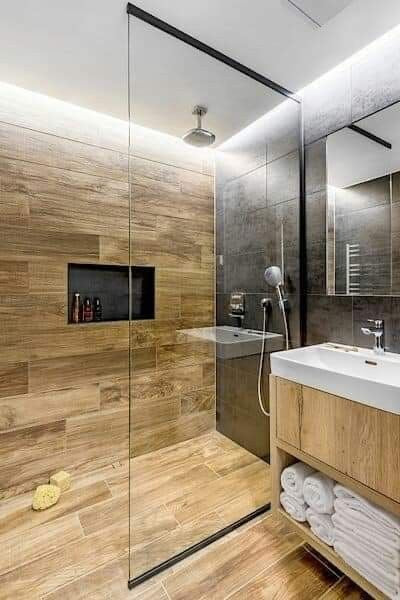 Perete dus tip walk-in